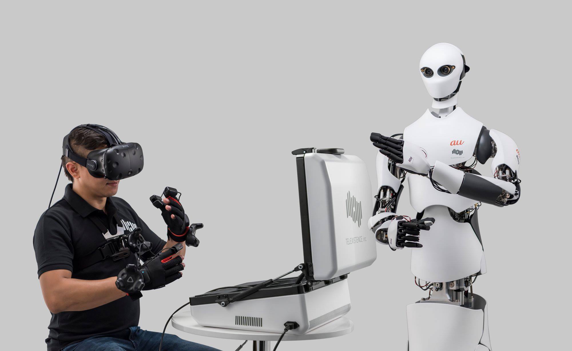 Беспроводное управление роботом 8 класс технология. Дистанционное управление роботом. Виртуальная реальность робот. Дистанционно управляемые роботы. Робот управляемый человеком.