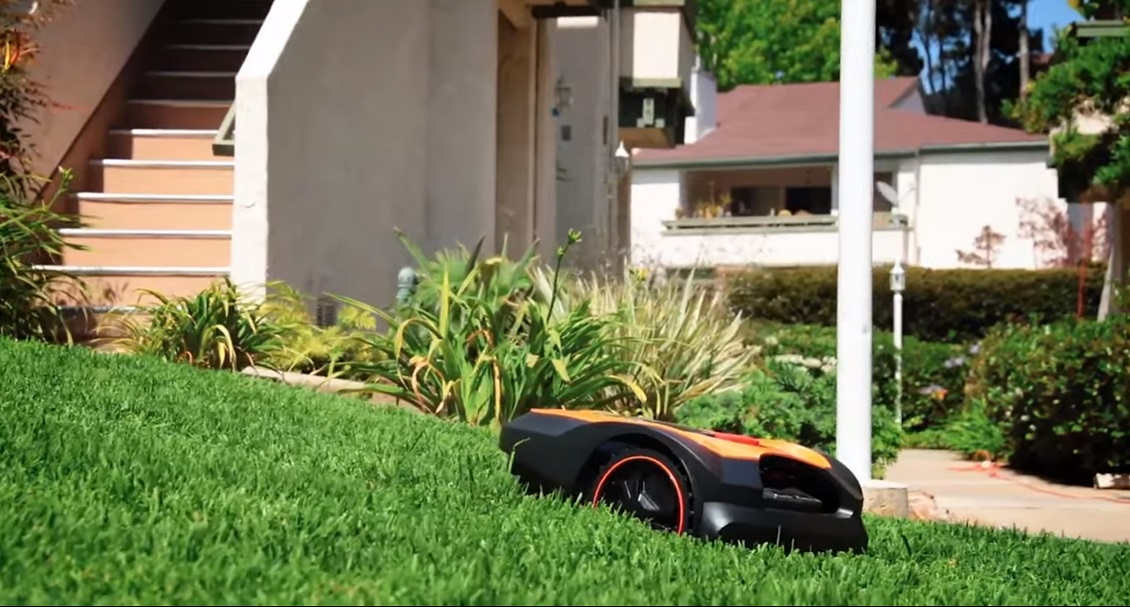 Представлен робот-газонокосильщик — IoT Daily